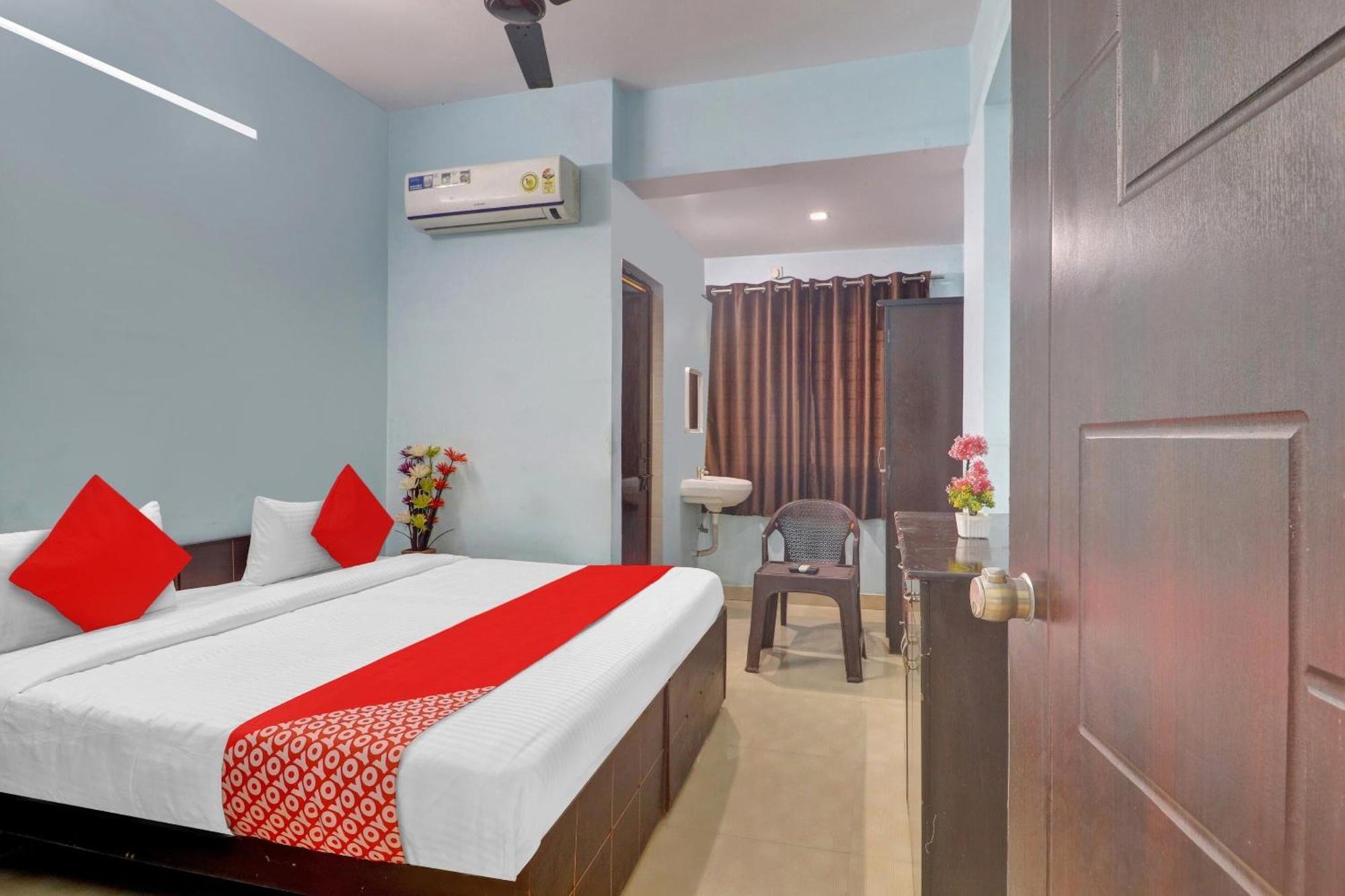 Oyo Flagship Grand Aarvi Suites Near Nexus Hyderabad Exterior foto